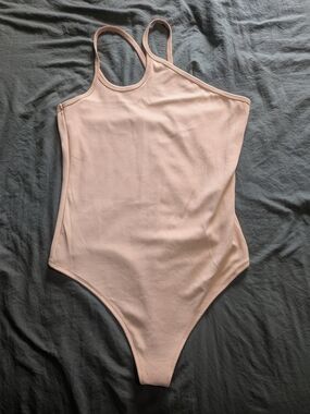 Abercrombie & Fitch Womans Sz M Bodysuit Asymmetrical Soft Knit A&F Nude/Beige